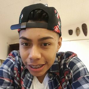 Meet your Posher, Cesar